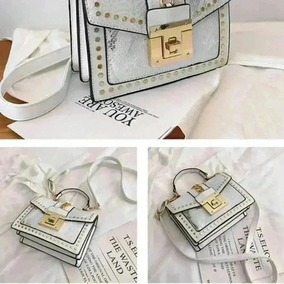 Try To Handle Me Snake Print Handbag - Picture 3 of 4